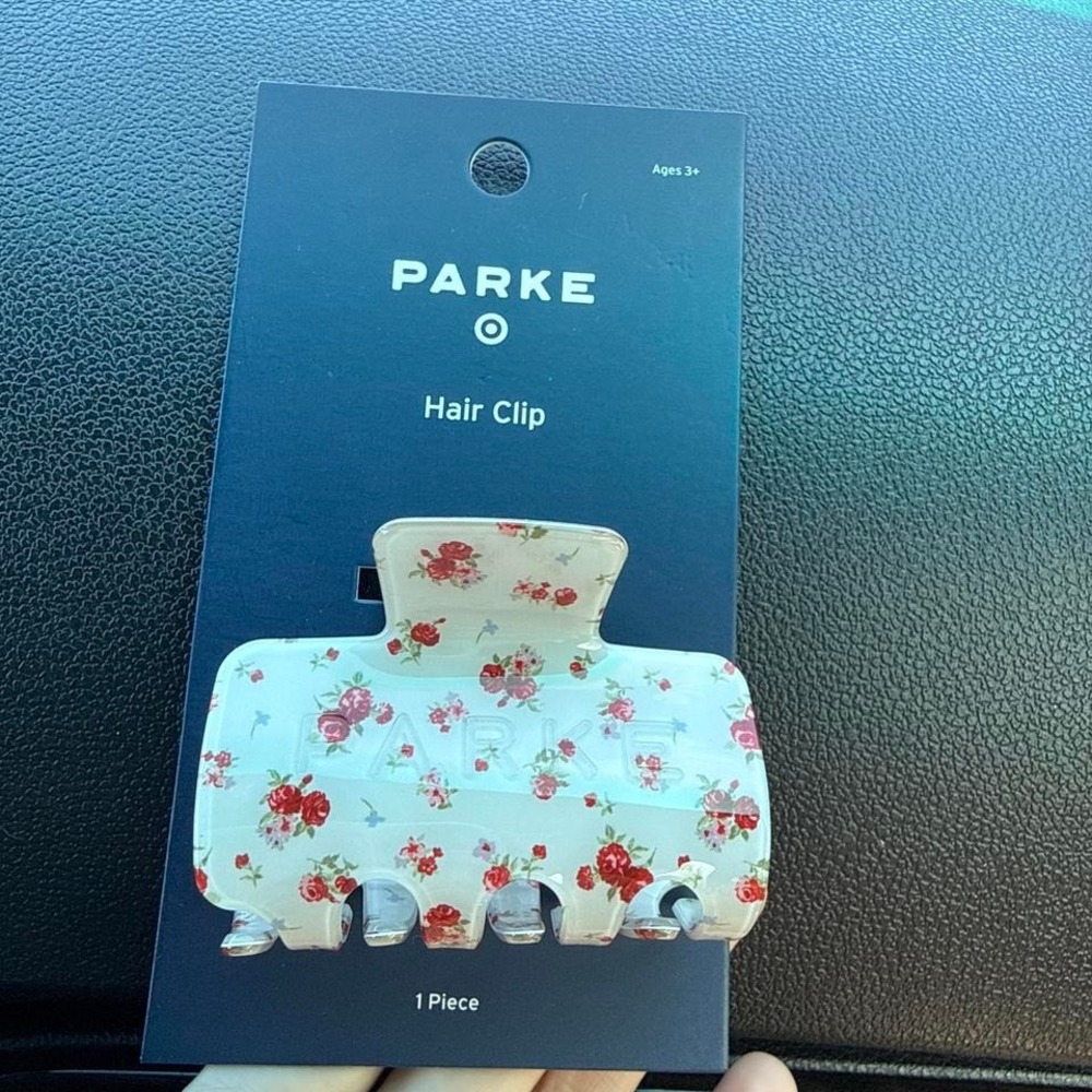 NEW DROP! PARKE x TARGET SOLD OUT HAIR CLIP